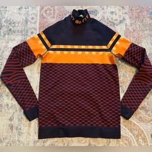 Sweaty Betty retro base layer top Size medium